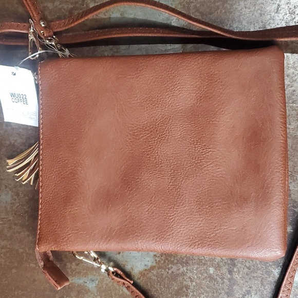 Brown crossbody bag with front zipper tassel - Picture 3 of 5
